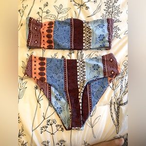 NWOT Printed bathing suit